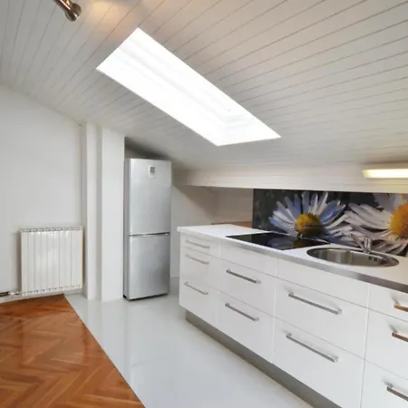 Rossella 3 Apartman *