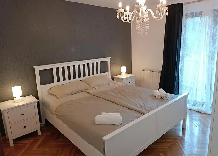 Rossella 3 רוביני